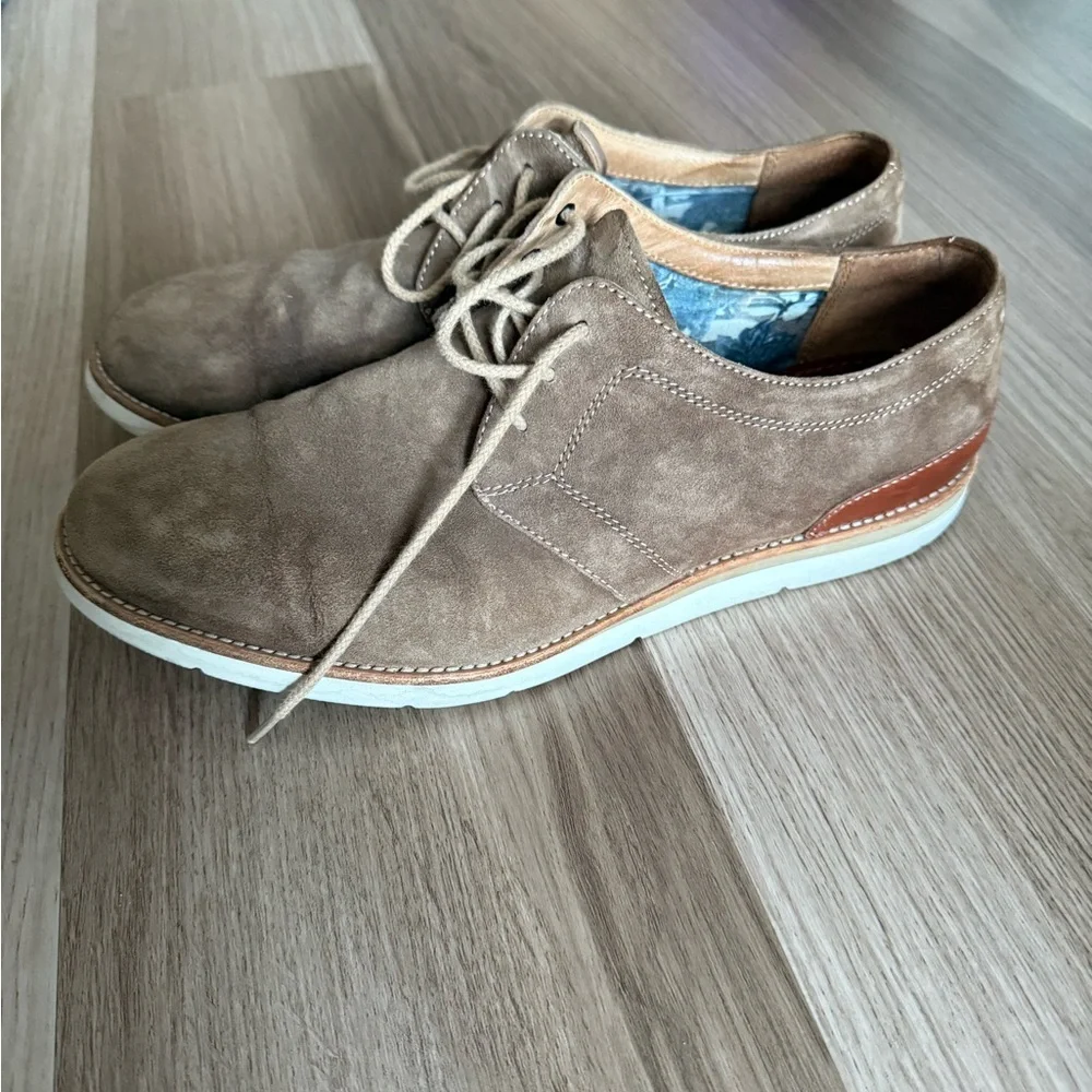 Johnston & Murphy Taupe Suede Chukka Sneakers with Tan Heel Accent